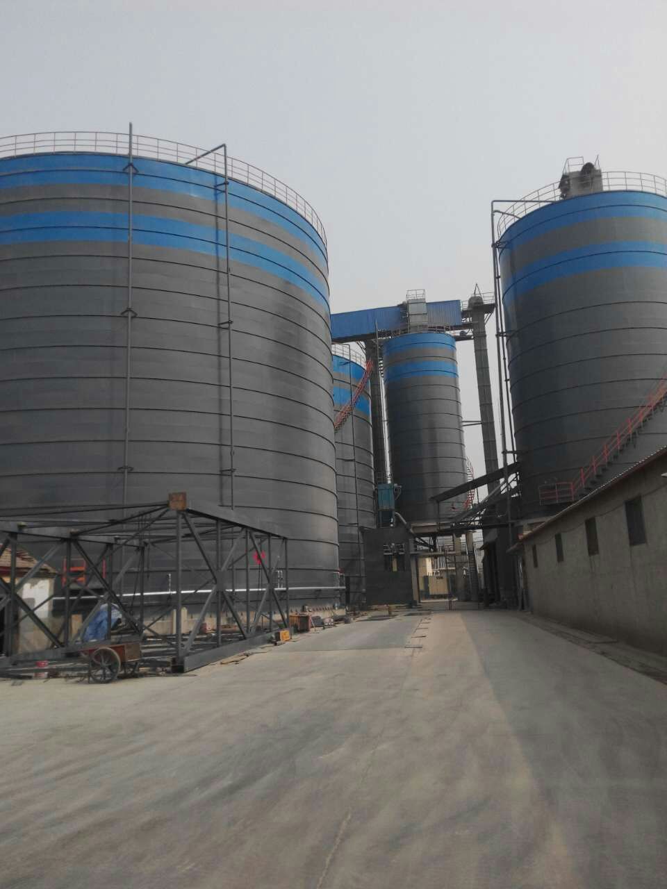 元宝粉煤灰储存库基础怎么建造